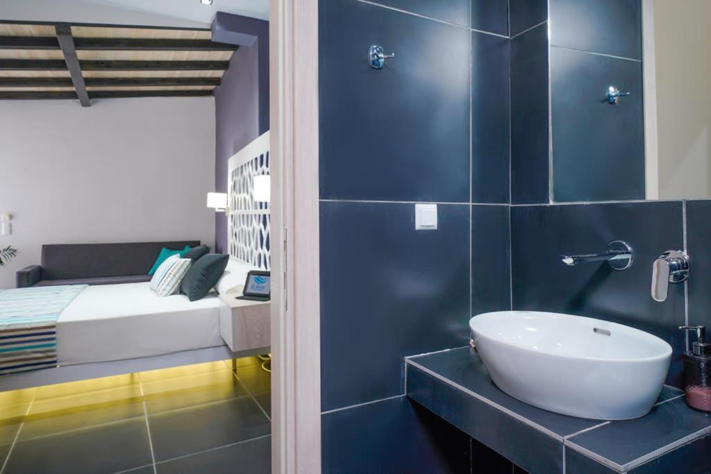 El Mare Seaside Retreats - Bespoke Luxury Getaways Villa Лименария Екстериор снимка